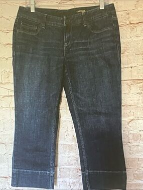 Express Women's Dark Blue Cropped Jeans